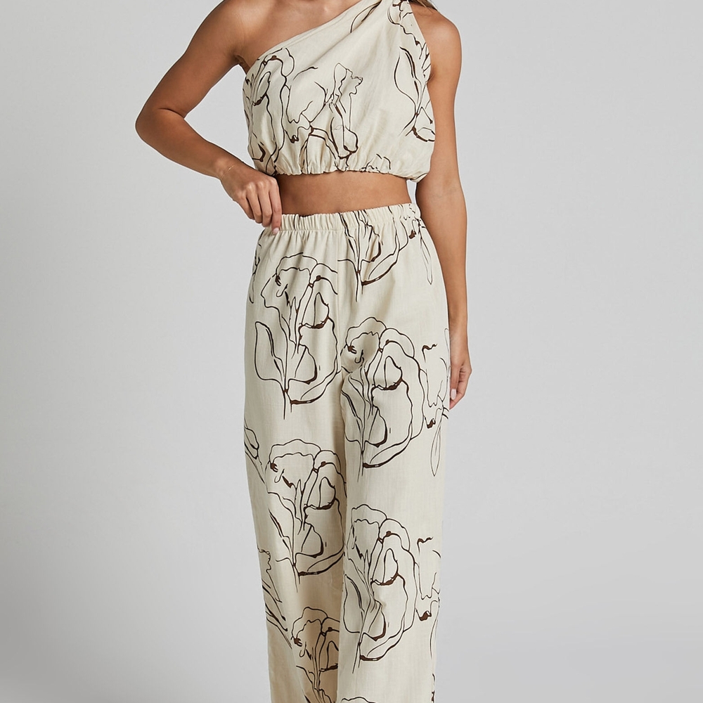 NWT Jemina Two Piece Set